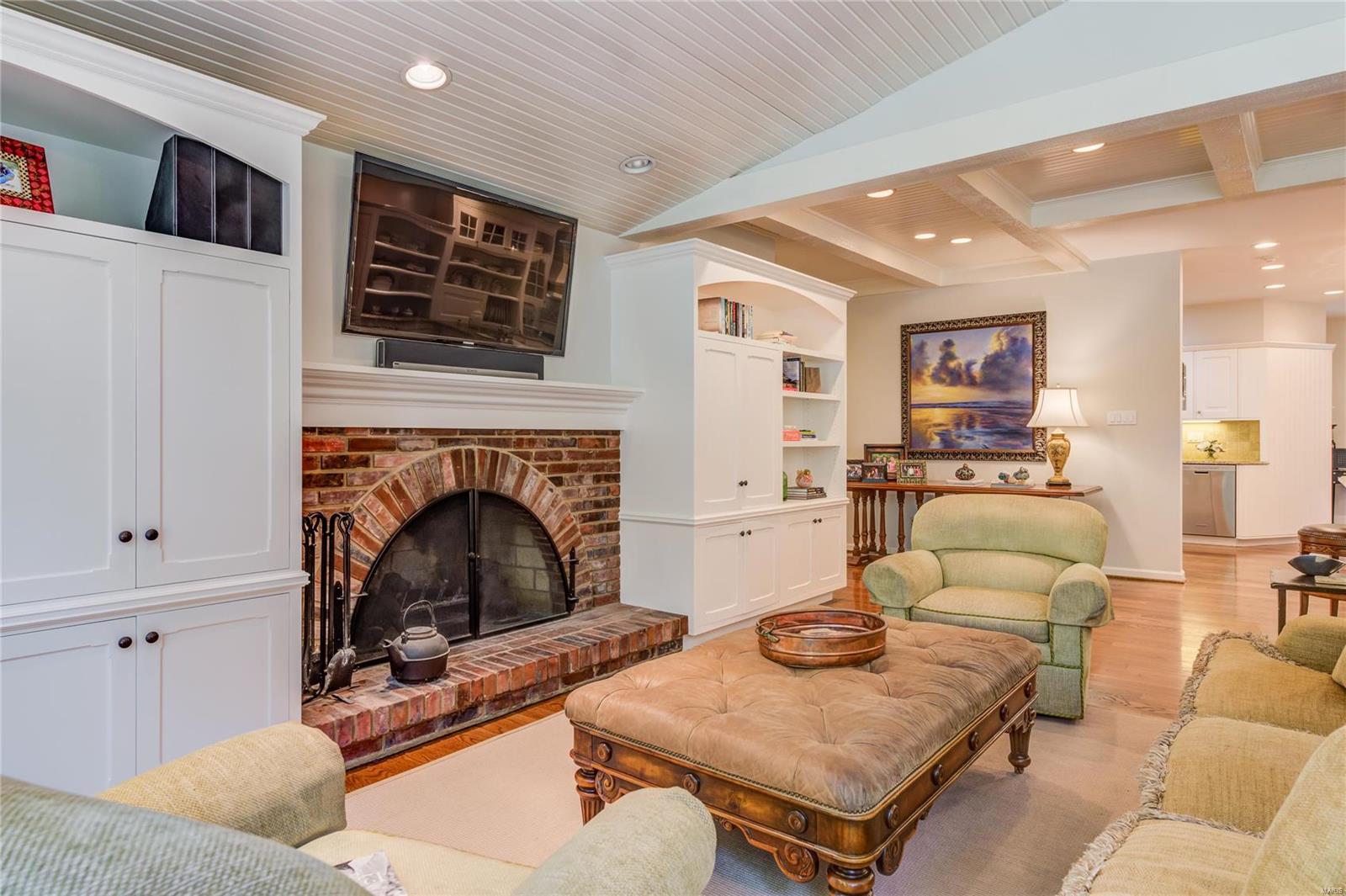 10 Edgewood Road St. Louis, MO 63124 - Photo 33 of 67 Gallery Image 33
