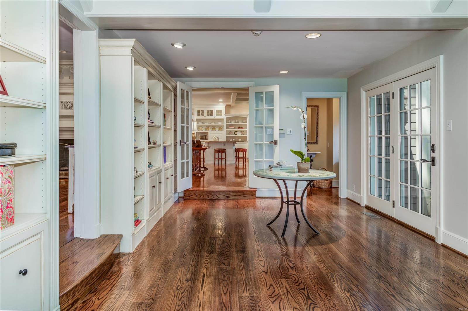 10 Edgewood Road St. Louis, MO 63124 - Photo 35 of 67 Gallery Image 35