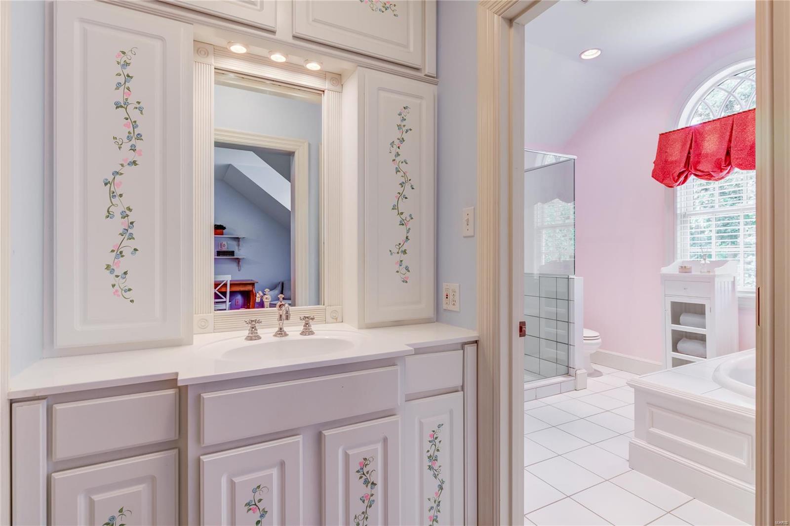 10 Edgewood Road St. Louis, MO 63124 - Photo 54 of 67 Gallery Image 54