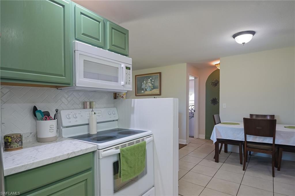 9216 Pineapple Road Fort Myers, FL 33967 - Photo 9 of 29 Gallery Image 9