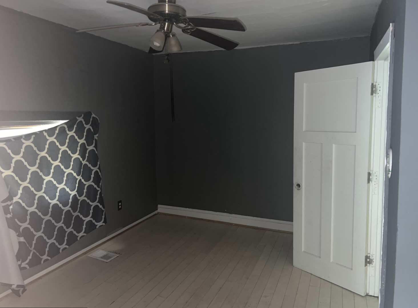 11745 South Wallace Street Chicago, IL 60628 - Photo 7 of 13