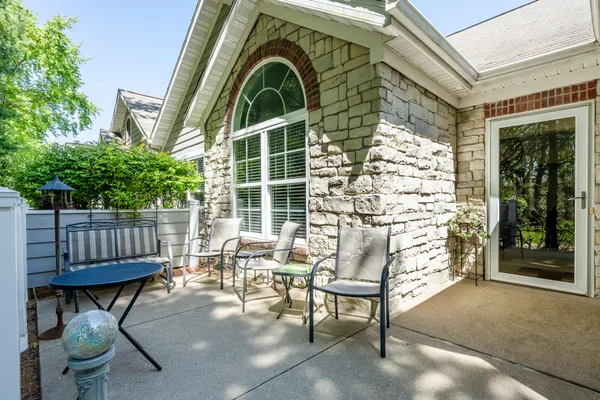 $469,900 | 2848 Villa Lane, Benton Harbor, MI 49022