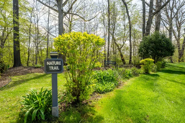 $469,900 | 2848 Villa Lane, Benton Harbor, MI 49022