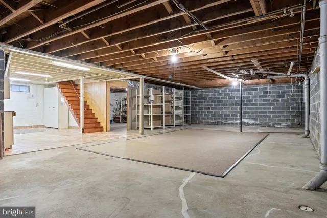 $2,800 | 55 East Evesham Road, Runnemede, NJ 08078