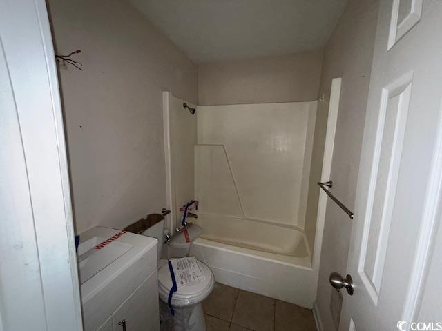 1909 9th Avenue Conway, SC 29527 - Photo 8 of 15 Full bath with shower / washtub combination and light tile patterned flooring