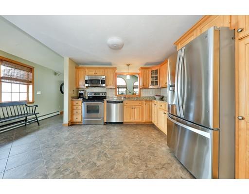 7 Birchcroft Road Canton, MA 02021 - Photo 4 of 28 Gallery Image 4
