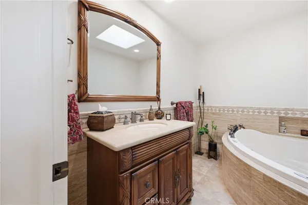 $4,199,999 | 1633 Santiago Drive, Newport Beach, CA 92660
