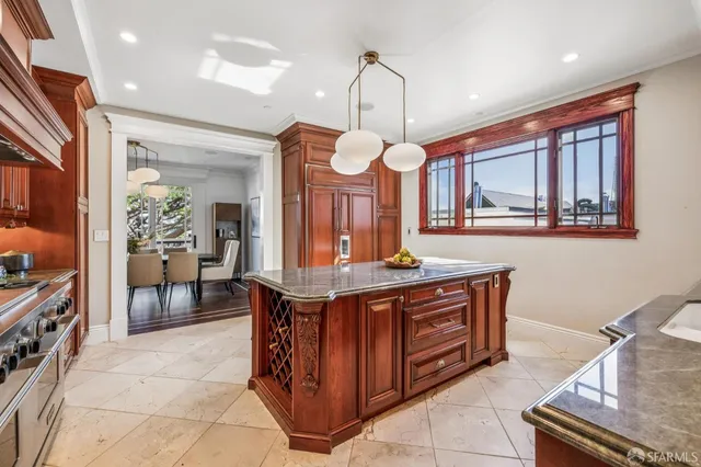 $5,995,000 | 729 Douglass Street, San Francisco, CA 94114