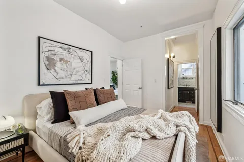 $5,995,000 | 729 Douglass Street, San Francisco, CA 94114