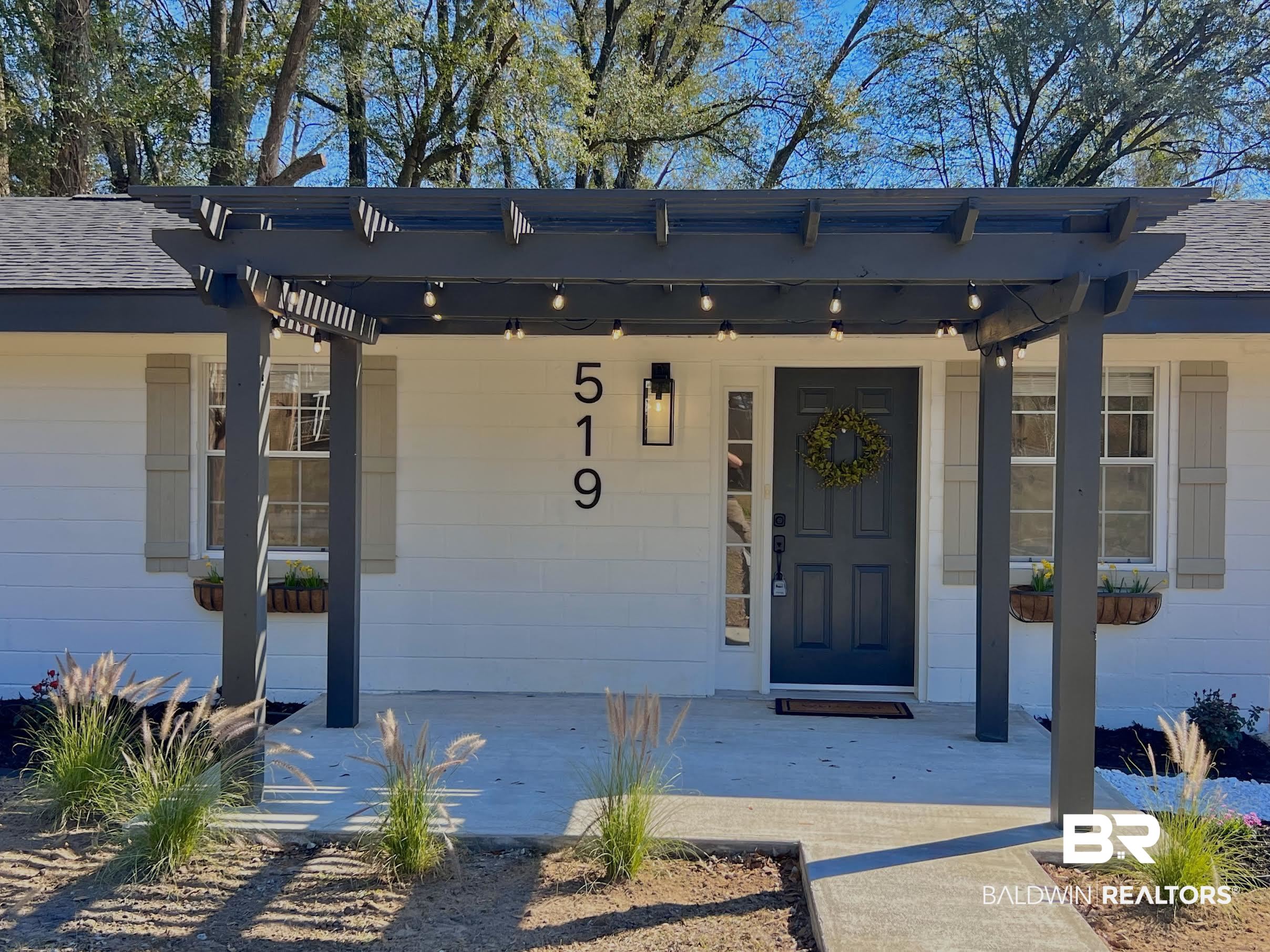 519 Franklin Avenue Brewton, AL 36426 - Photo 1 of 18