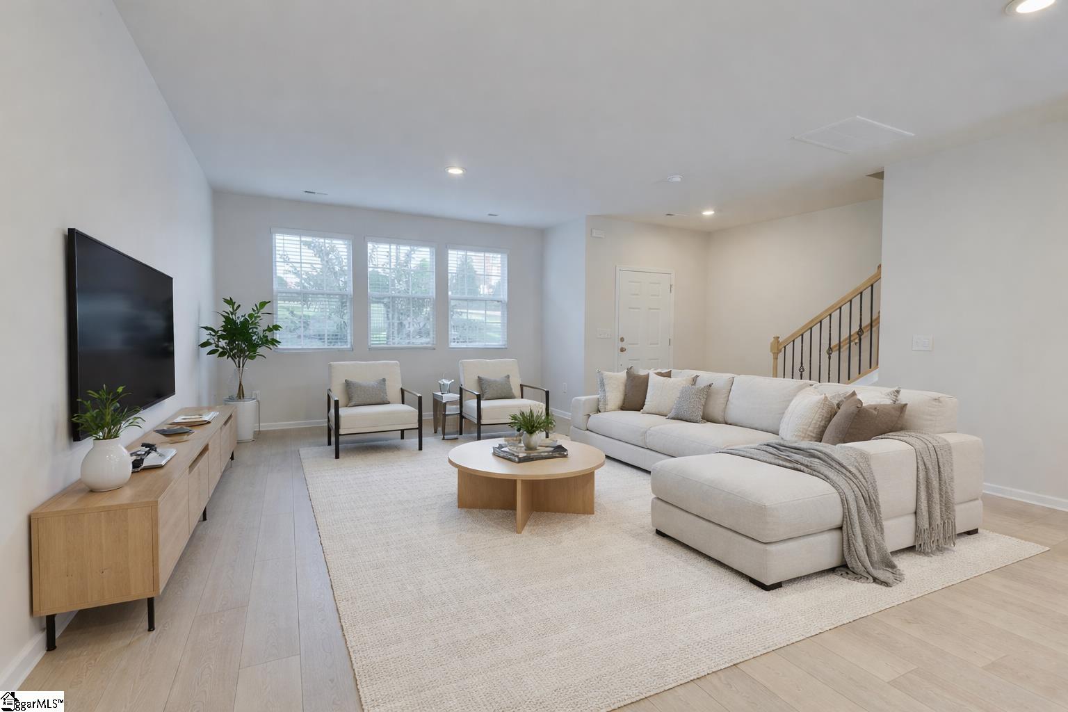 408 Couchell Place Travelers Rest, SC 29690 - Photo 2 of 26
