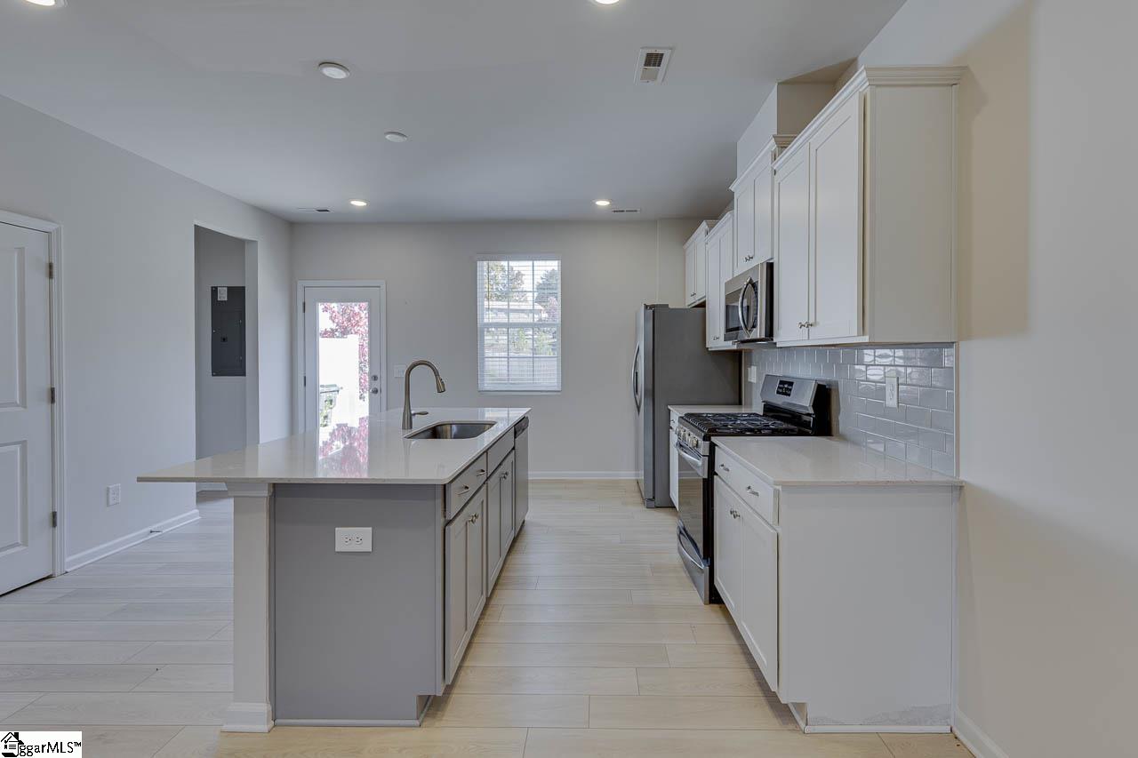 408 Couchell Place Travelers Rest, SC 29690 - Photo 8 of 26