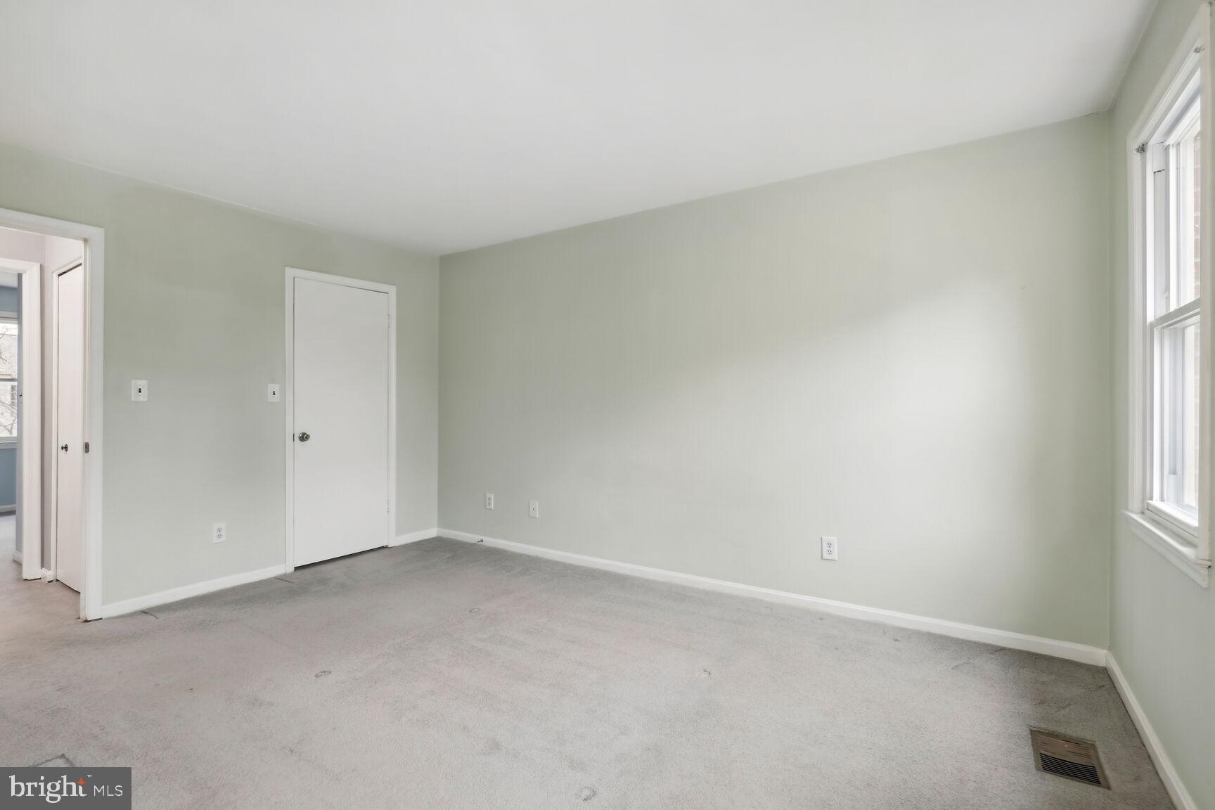 209 Longdraft Road Gaithersburg, MD 20878 - Photo 20 of 48