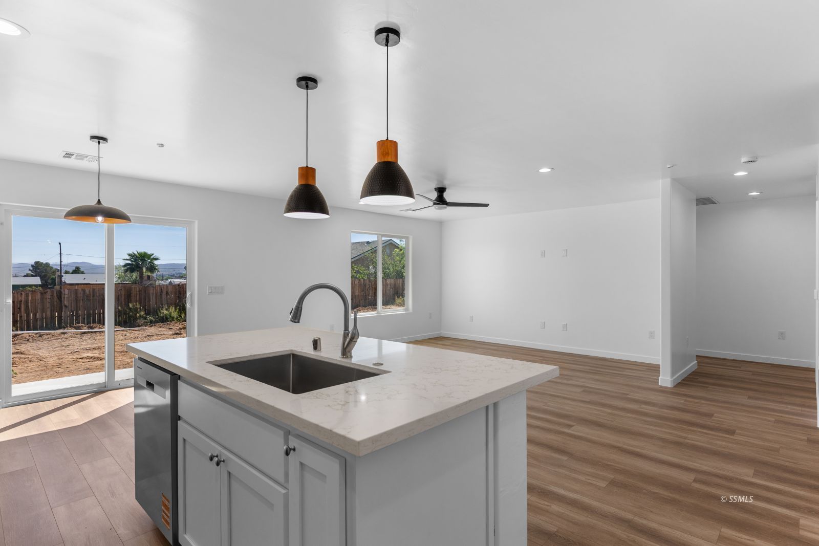 1216 South Sims Ridgecrest, CA 93555 - Photo 12 of 28