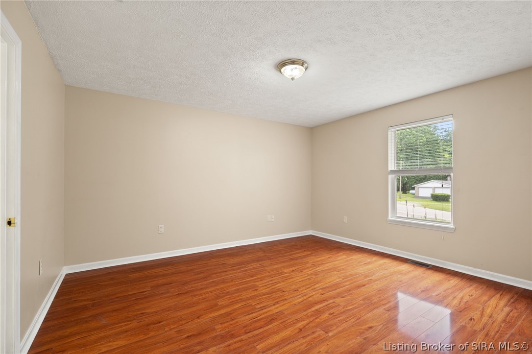 1070 Toler Road Northwest Corydon, IN 47112 - Photo 18 of 52