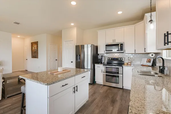 $325,000 | 1915 T H Johnson Drive, Taylor, TX 76574