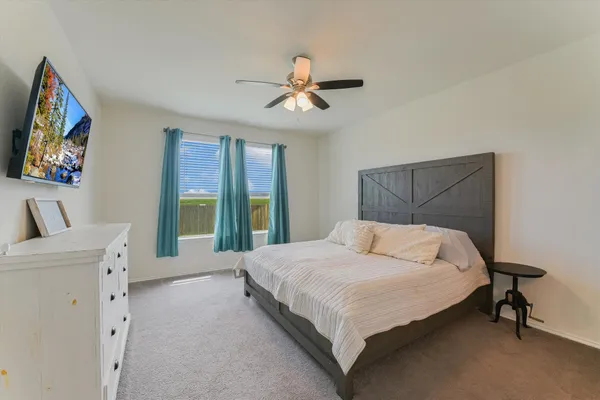 $325,000 | 1915 T H Johnson Drive, Taylor, TX 76574