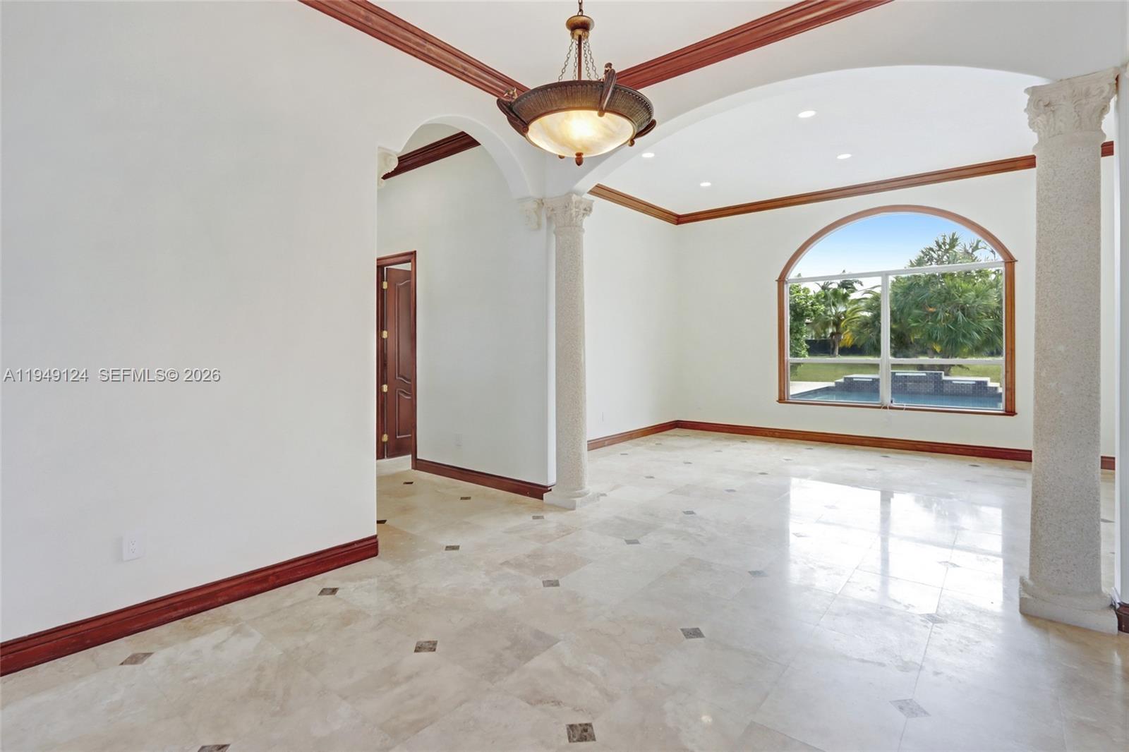8480 Southwest 98th Street Miami, FL 33156 - Photo 5 of 60