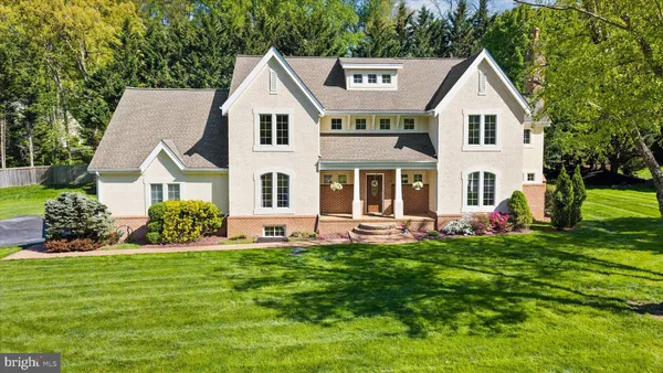 $845,000 | 9 East Aldine Drive, Hockessin, DE 19707