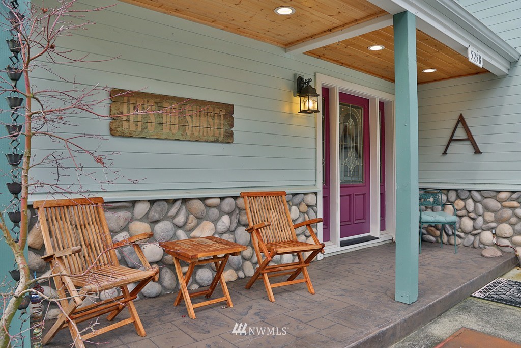 5258 South Apollo Road Langley, WA 98260 - Photo 3 of 25 Gallery Image 3