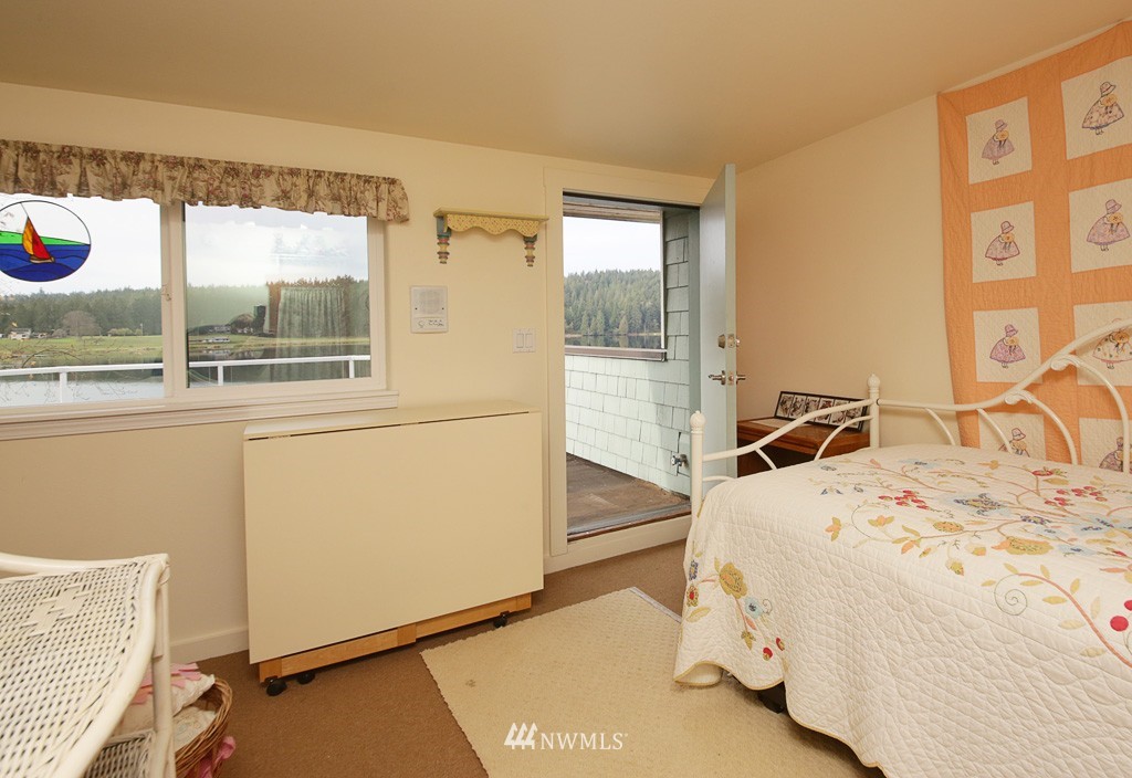 5258 South Apollo Road Langley, WA 98260 - Photo 22 of 25 Gallery Image 22