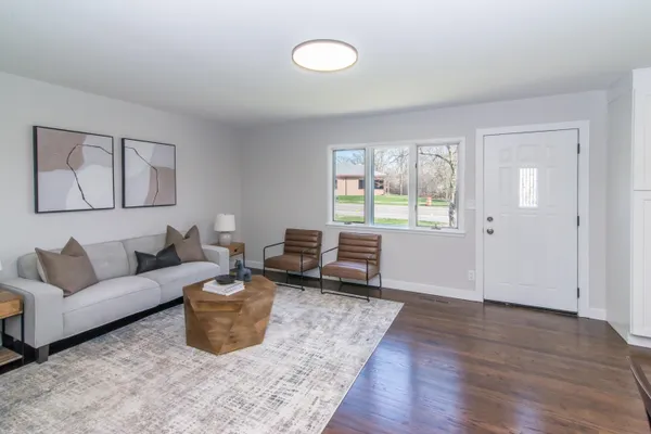 $369,999 | 2425 Miller Avenue, Ann Arbor, MI 48103