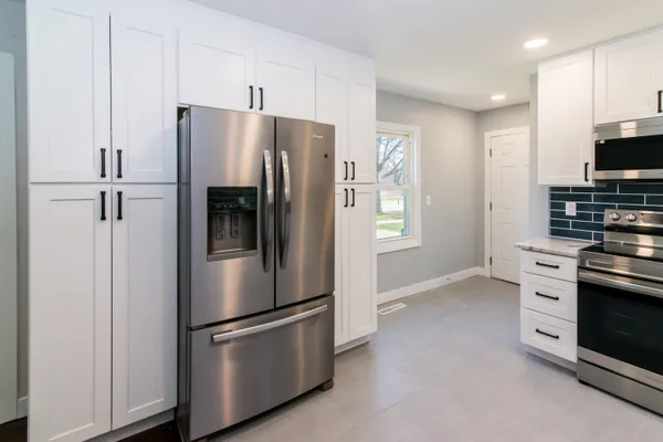 $369,999 | 2425 Miller Avenue, Ann Arbor, MI 48103
