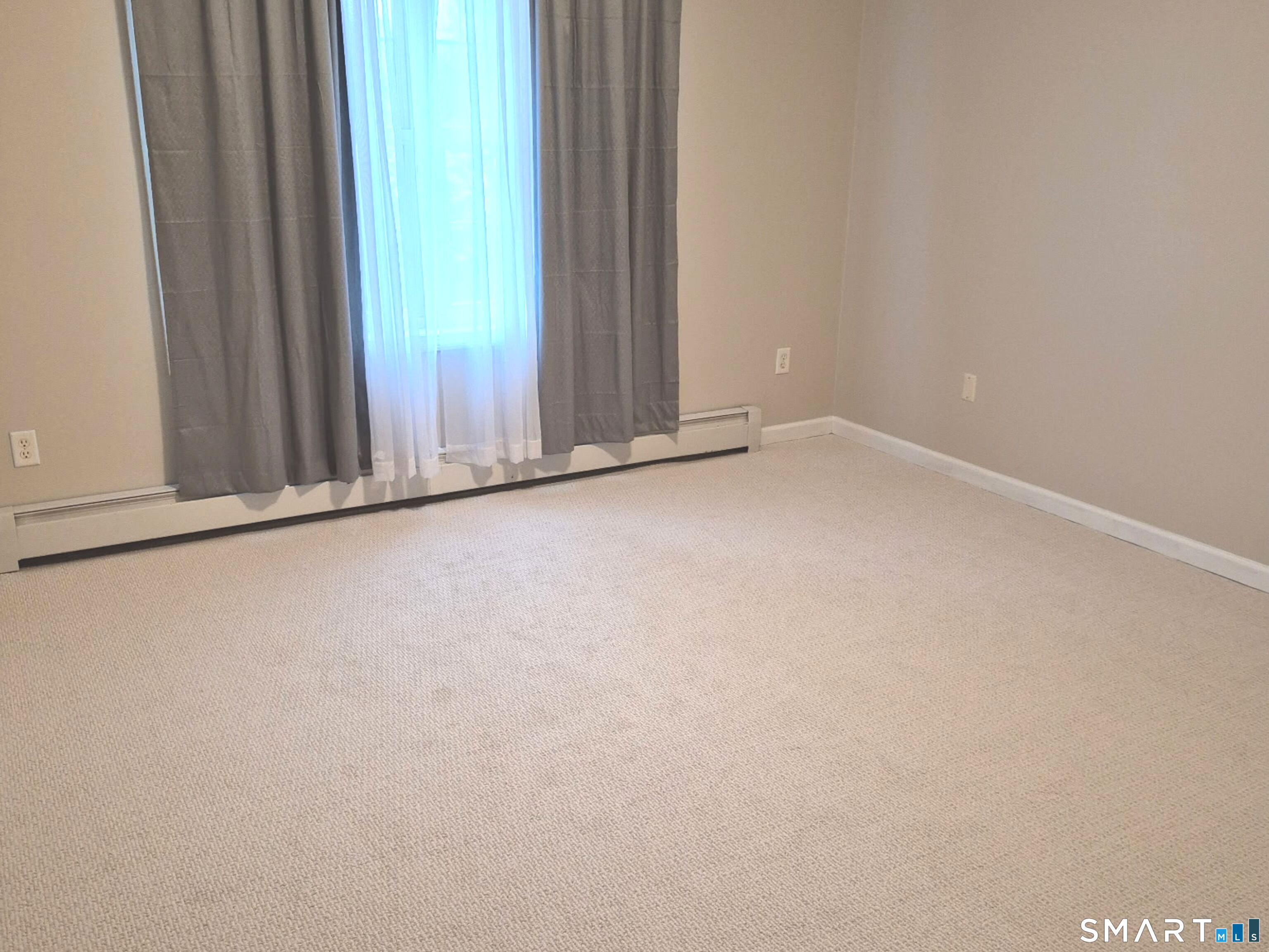 16 Hickory Road Naugatuck, CT 06770 - Photo 14 of 19