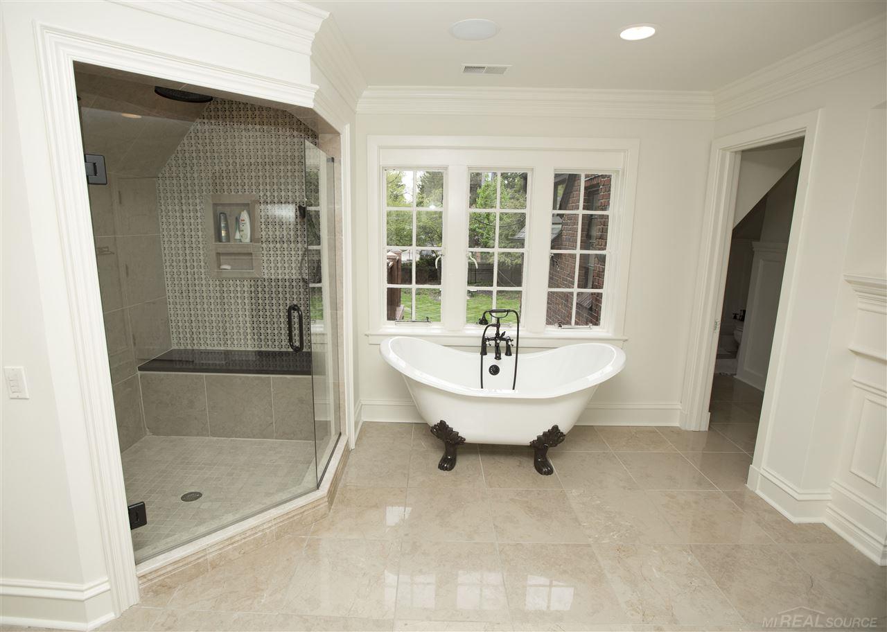 87 Kenwood Road Grosse Pointe, MI 48236 - Photo 26 of 30 31252841-25.JPG