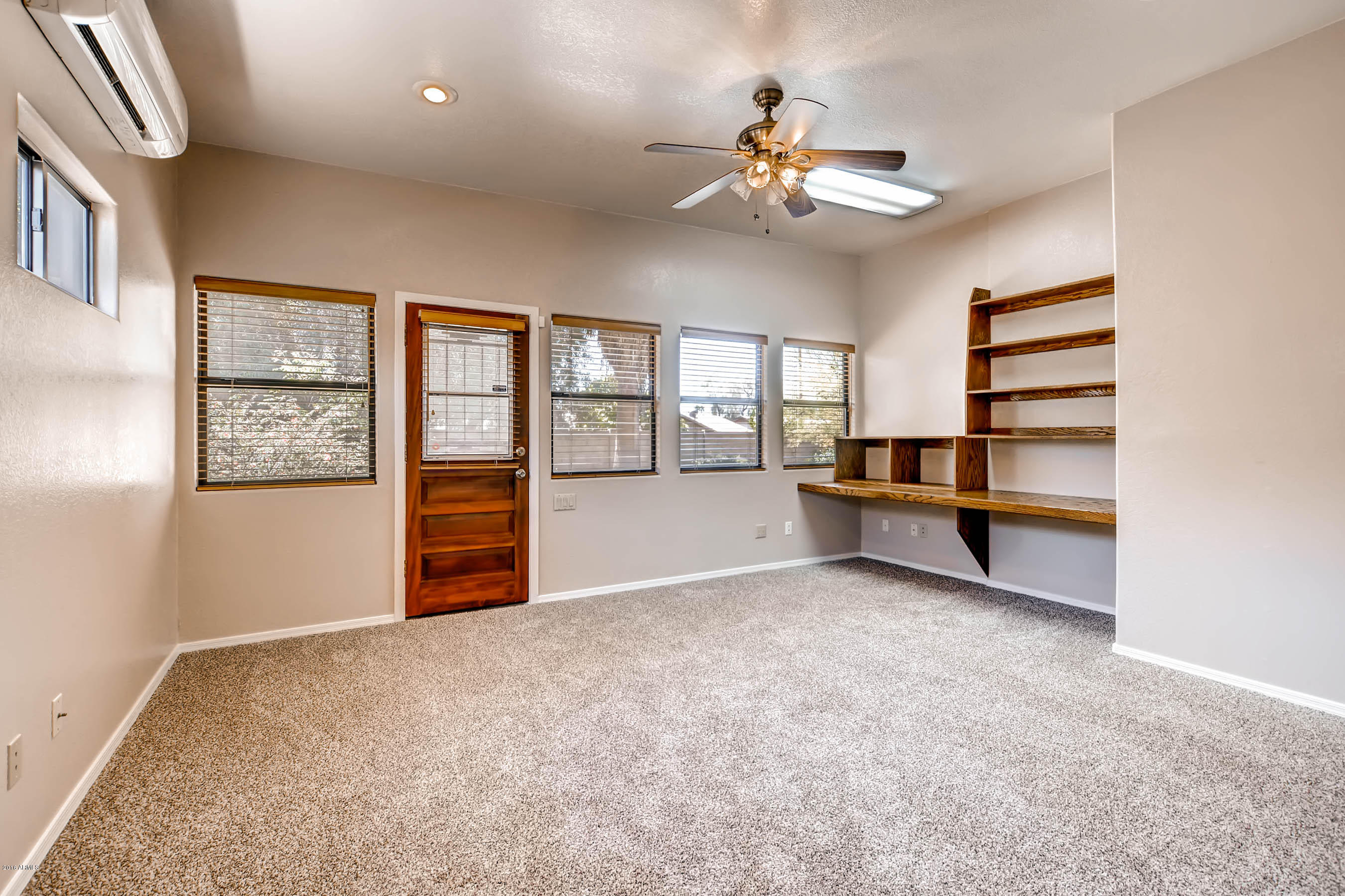 4535 East Hearn Road Phoenix, AZ 85032 - Photo 18 of 30 Guest Suite