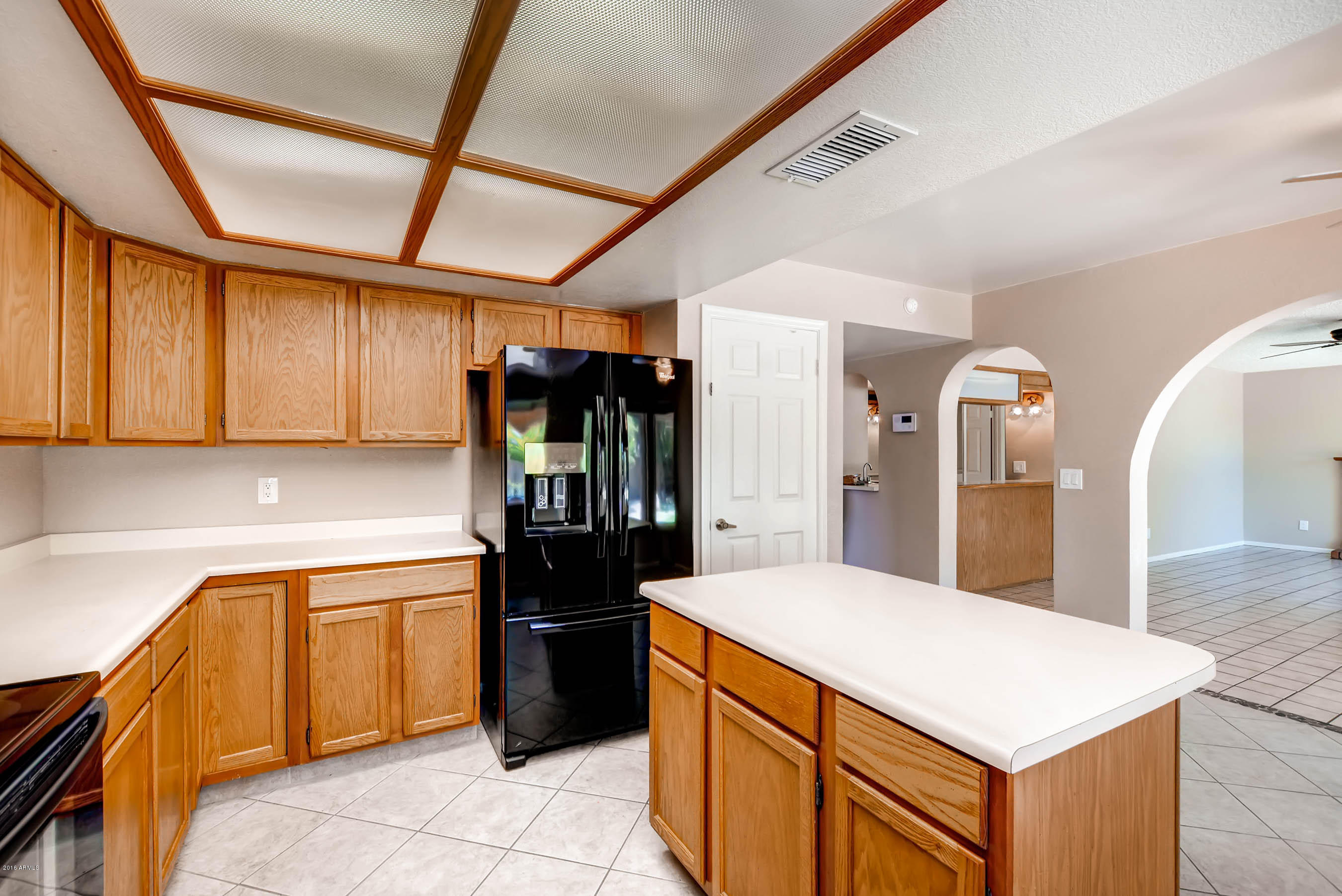 4535 East Hearn Road Phoenix, AZ 85032 - Photo 8 of 30 Kitchen