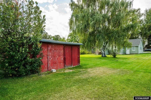 $292,500 | 579 North Desmet Avenue, Buffalo, WY 82834