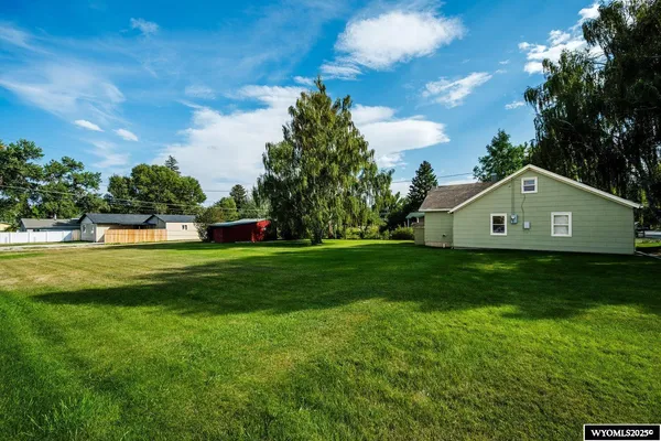 $292,500 | 579 North Desmet Avenue, Buffalo, WY 82834