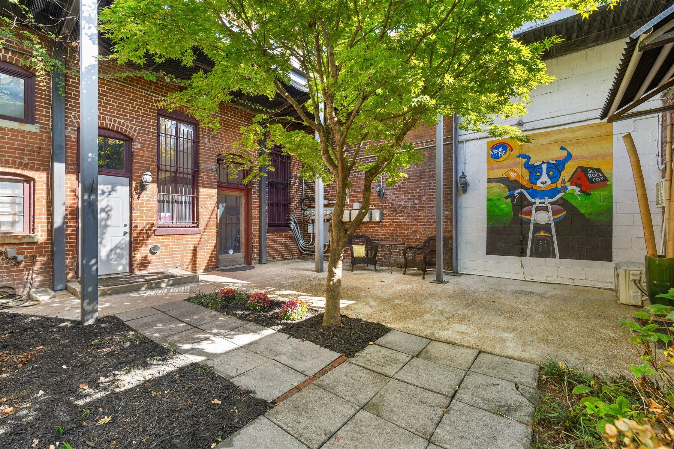 1269 Market Street Chattanooga, TN 37402 - Photo 17 of 33 57-Market-27