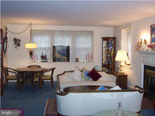 343 Holmecrest Road Jenkintown, PA 19046 - Photo 5 of 6 Gallery Image 5
