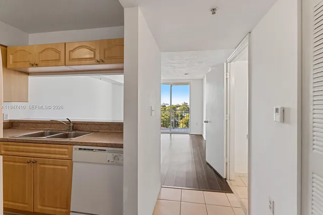 $239,000 | 102 Southwest 6th Avenue, Unit 605, Miami, FL 33130