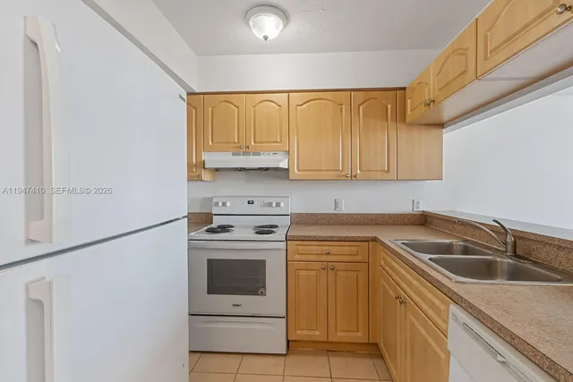 $239,000 | 102 Southwest 6th Avenue, Unit 605, Miami, FL 33130