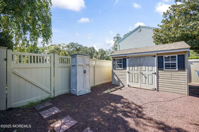 $850,000 | 8 Coral Drive, Howell, NJ 07731