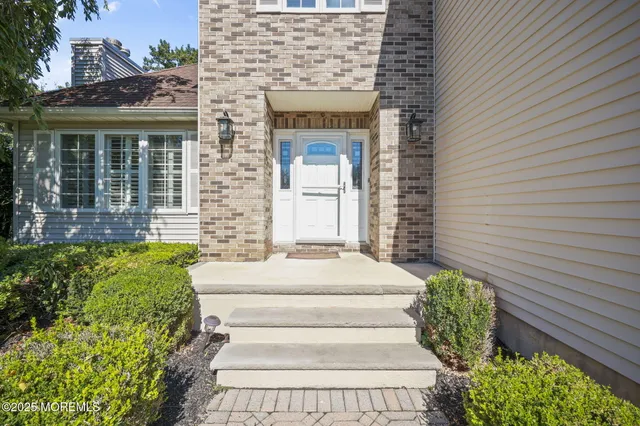 $850,000 | 8 Coral Drive, Howell, NJ 07731