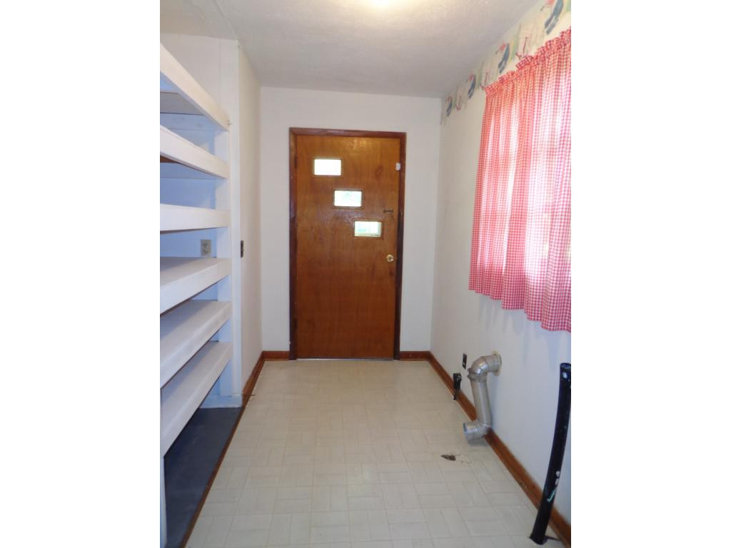 869 Allison Road Piney Flats, TN 37686 - Photo 16 of 19 Photo 16