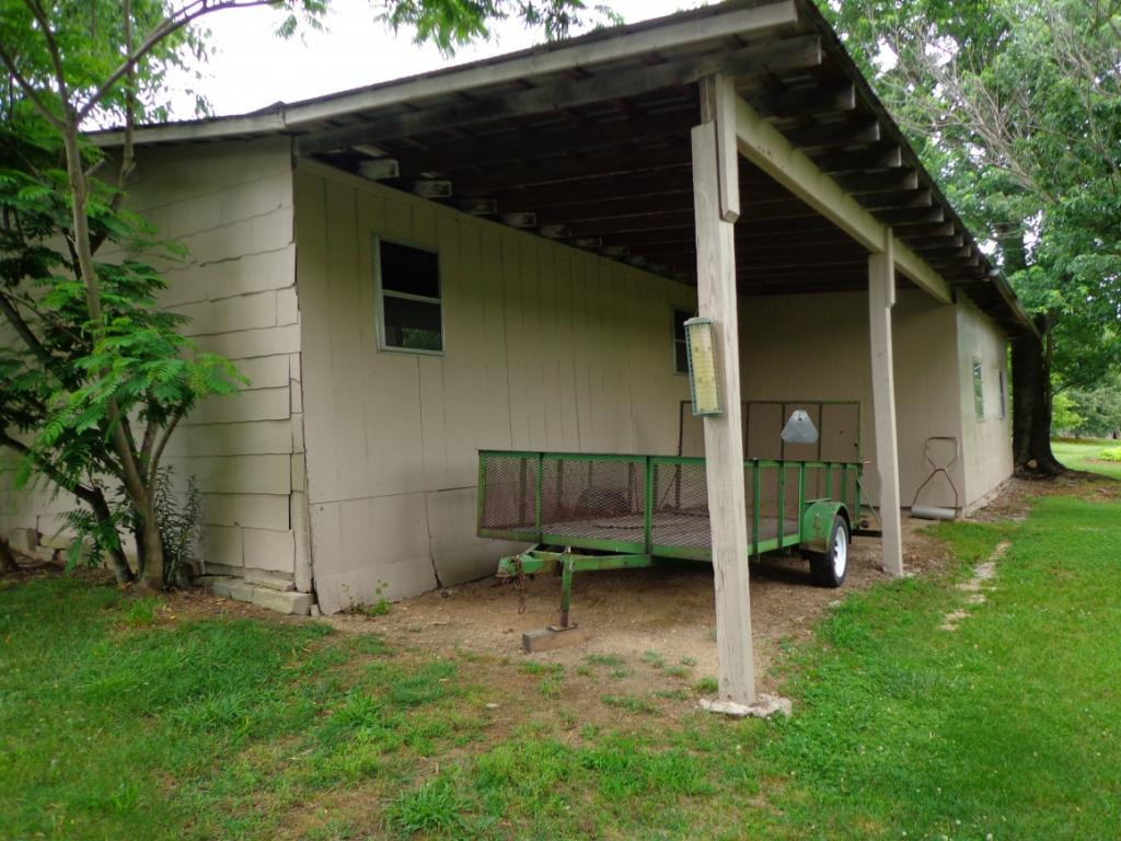 869 Allison Road Piney Flats, TN 37686 - Photo 17 of 19 Photo 17