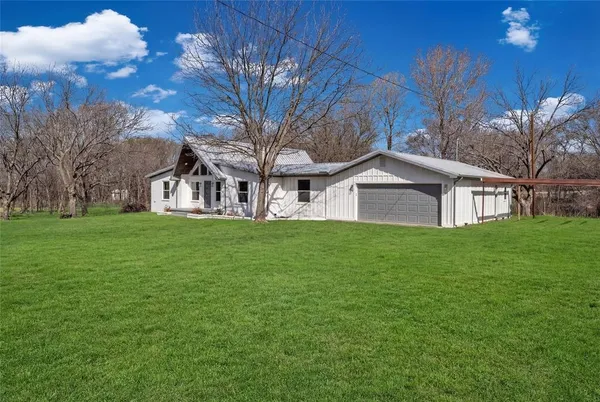 $515,000 | 118 Old Authon Lane, Weatherford, TX 76088