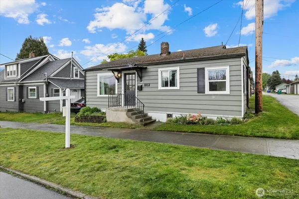 $420,000 | 1812 23rd Street, Everett, WA 98201
