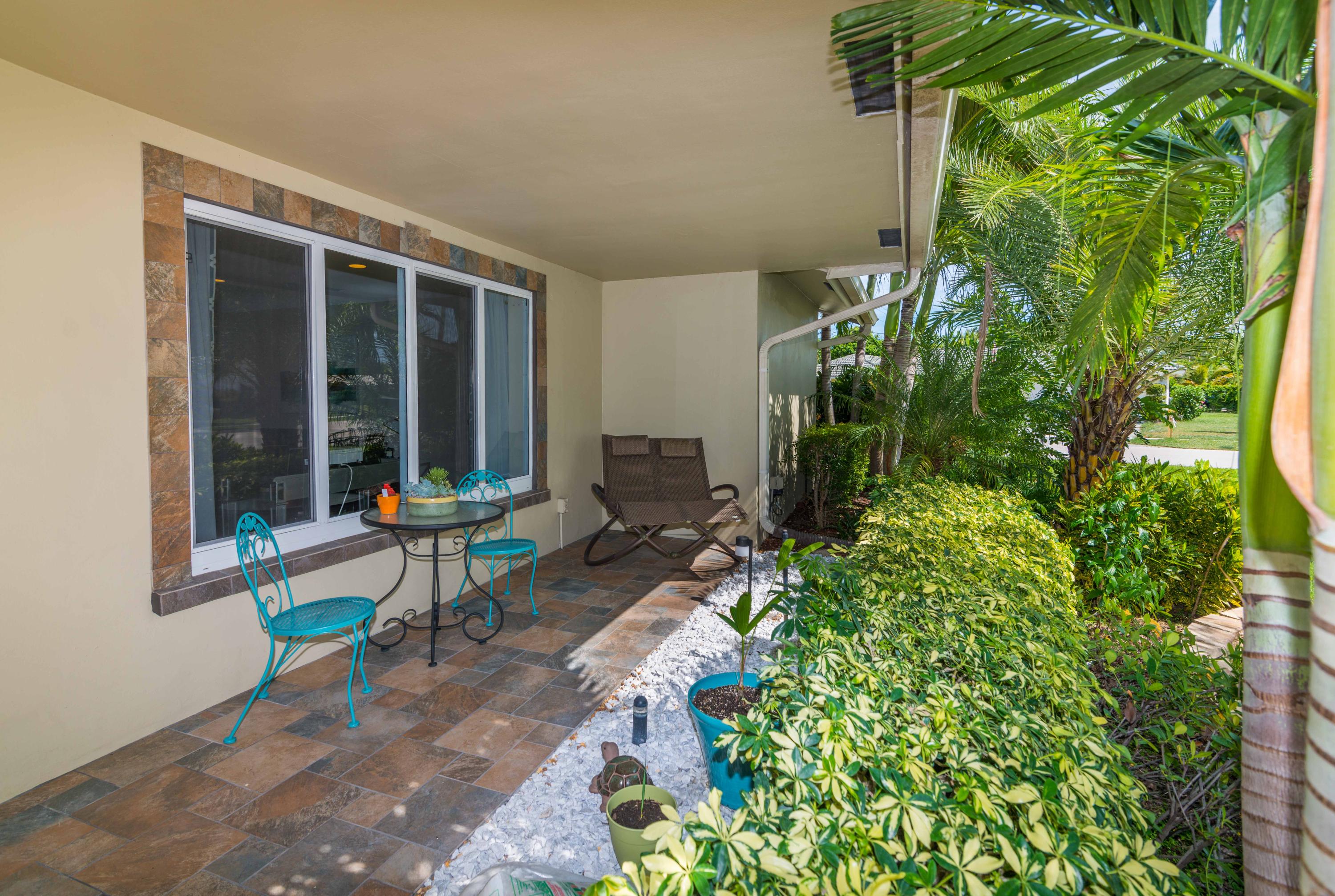 1298 Southwest 12th Terrace Boca Raton, FL 33486 - Photo 3 of 28 _DSC4329