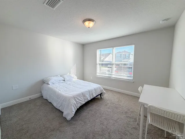 $1,900 | 392 Hilburn Lane, Pensacola, FL 32504