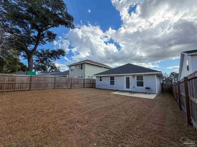 $1,850 | 392 Hilburn Lane, Pensacola, FL 32504