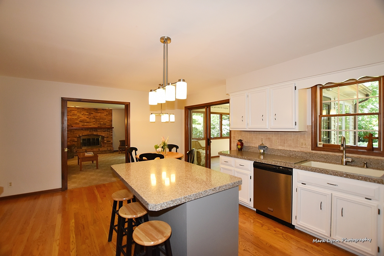 2000 Forest Ridge Road St. Charles, IL 60174 - Photo 14 of 51