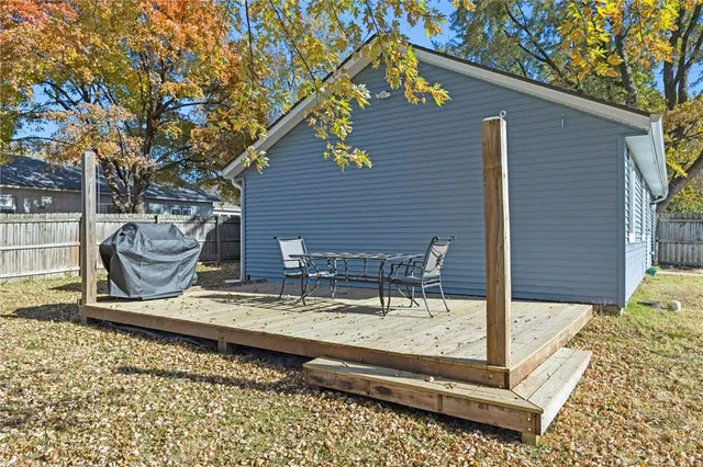 $240,000 | 435 North Chestnut Street, Olathe, KS 66061