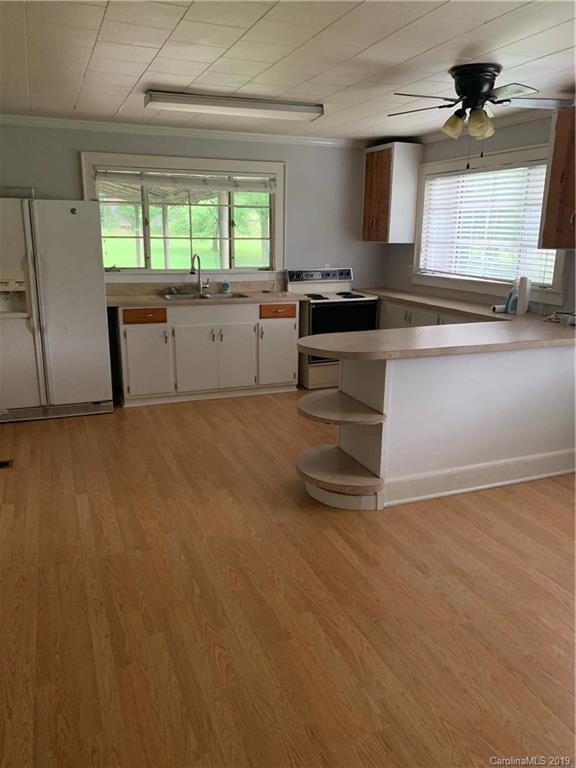 692 Pine Ridge Road Mocksville, NC 27028 - Photo 2 of 9 Gallery Image 2