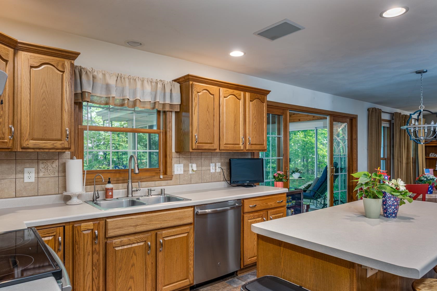 W5940 Moonflower Drive Appleton, WI 54915 - Photo 6 of 56